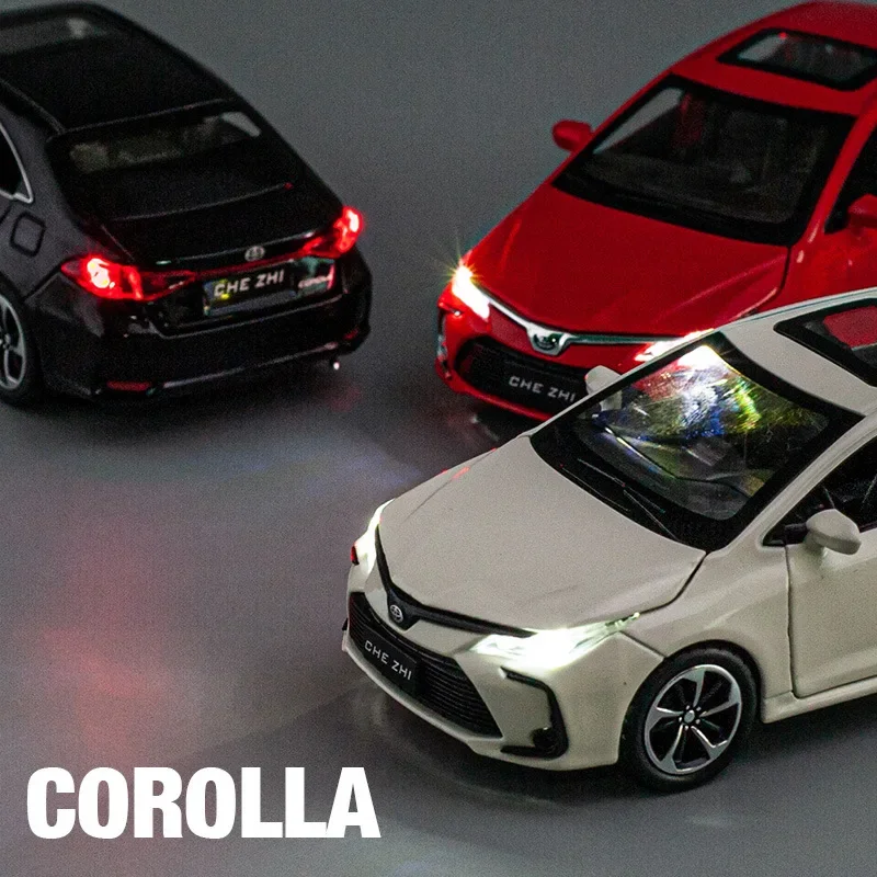 1:32 TOYOTA Corolla Alloy Car Diecasts & Toy Vehicles Car Model Sound and light Pull back Car Toys For Kids Gifts A705