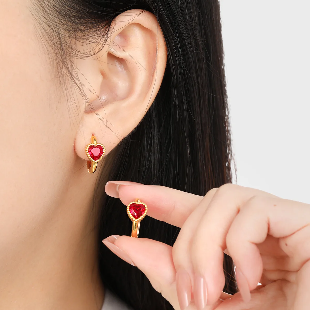 Shiny Red Love Heart Zircon Stainless Steel PVD Gold Plated Hoop Earrings Daily Fashion Accessories Girft for Studendts Women