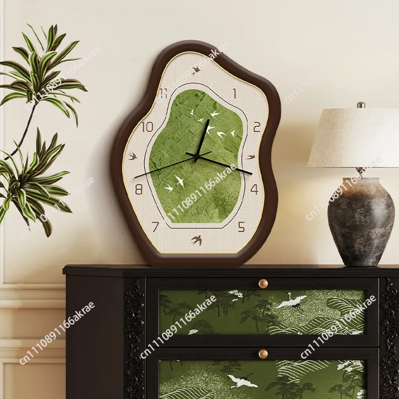 Green landscape table, clocks and watches, decorative paintings, living room, practical, medieval, advanced sense