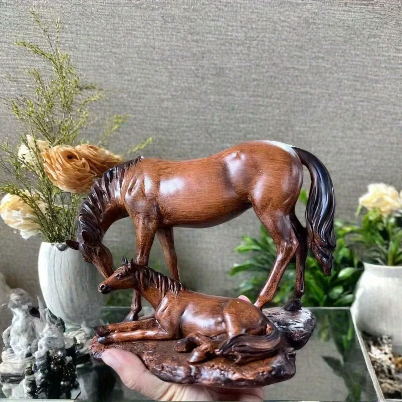 Creativity Faux Wood Mother and Son Horses Sculpture Handcrafted Resin Horses Family Statue Rustic Decor Office Home Decor Gifts