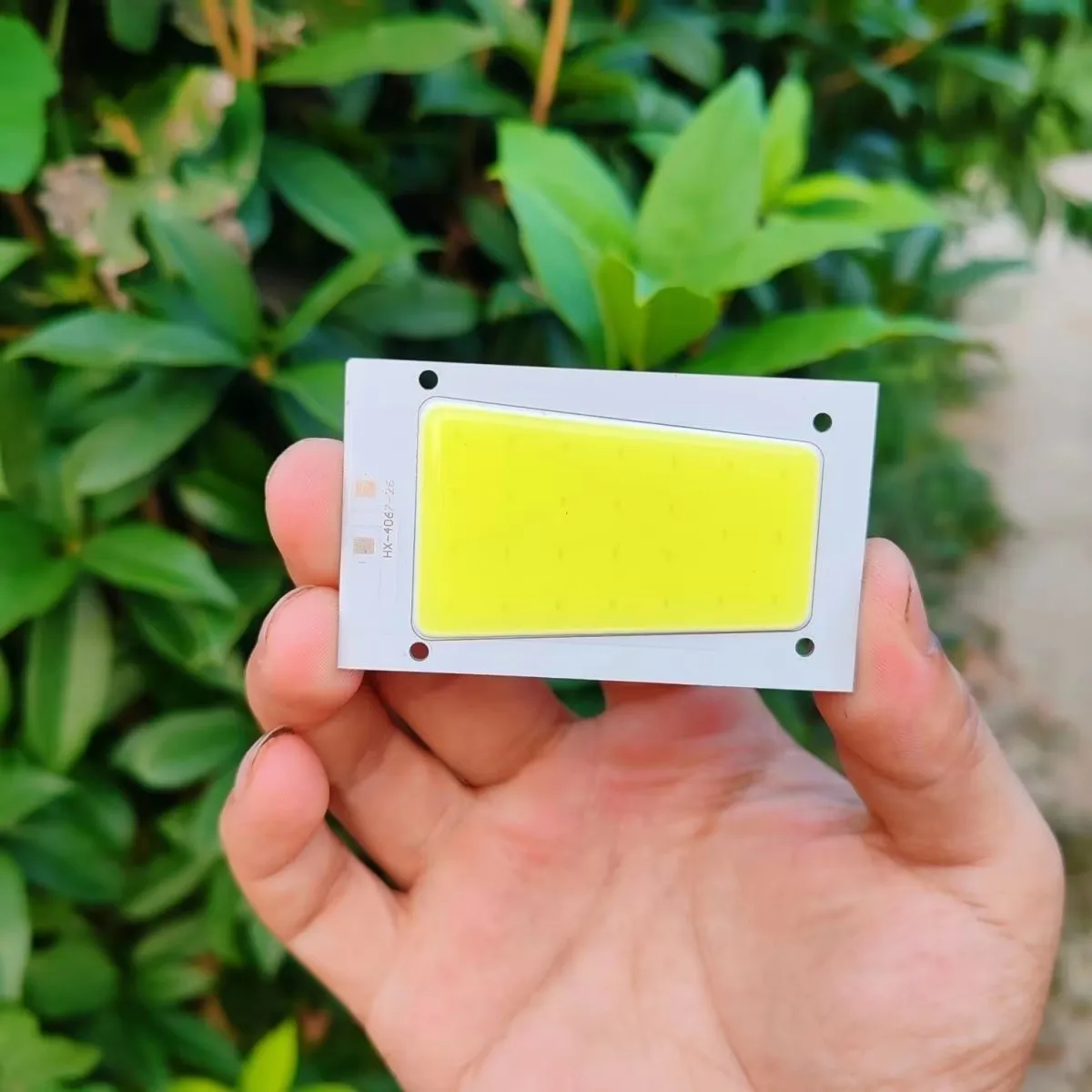 

HX-4067-26 Aluminum substrate light Board DC 3.2v Low voltage cob light White light