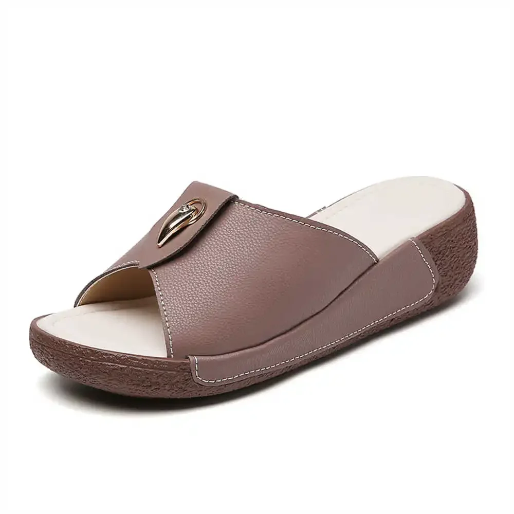 

Cow Leather Thin Heel Brown Flip Flops Slippers Women's Summer Shoes 35 Size Women Sandals Comfortable Sneakers Sport
