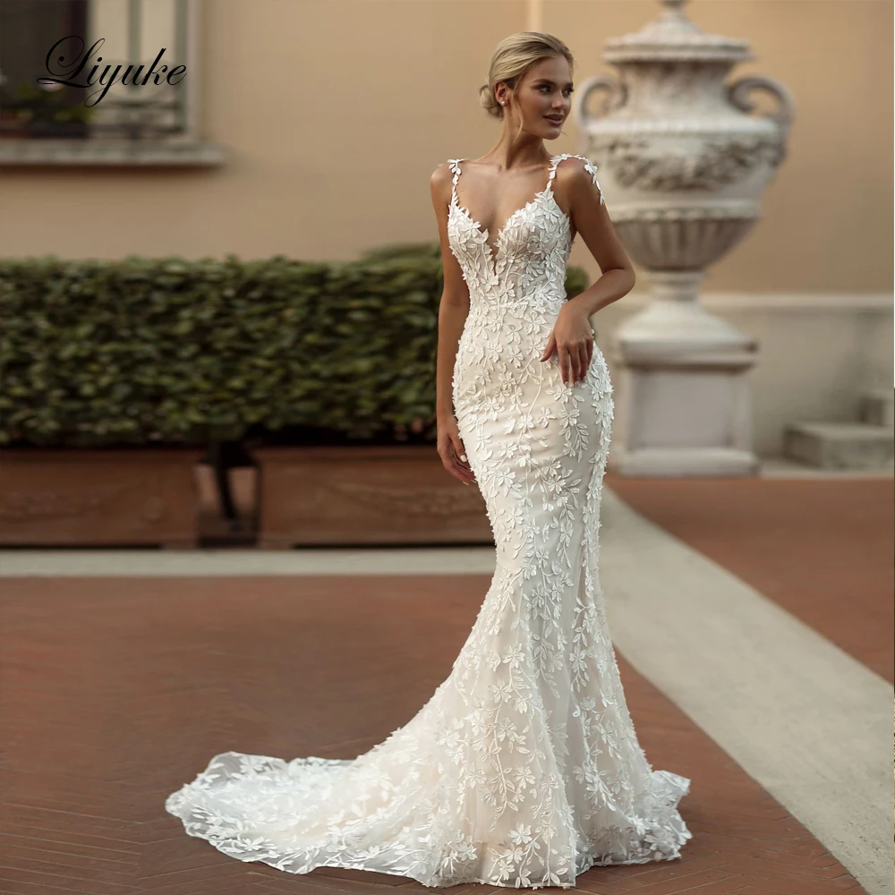 

Liyuke Elegant Sweetheart Mermaid Wedding Dress Empire Full Of Embroidery Lace Spaghetti Straps Sleeveless Trumpet Bridal Gowns