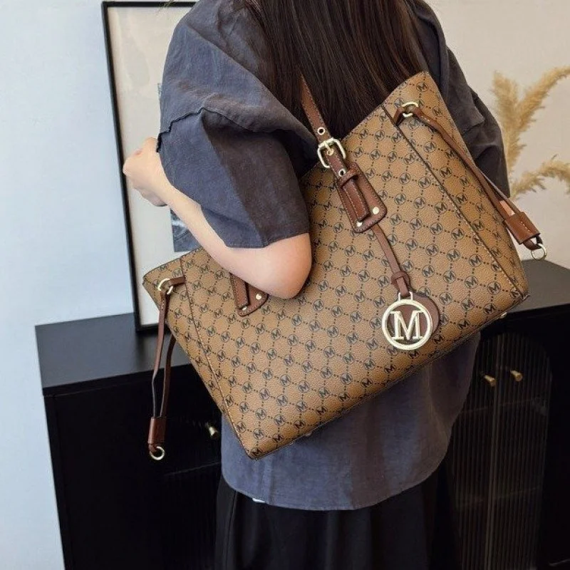 

Popular Elegant Leather Tote Bag Crossbody Handbags For Women Ladies By Famous Designer Classic Brand