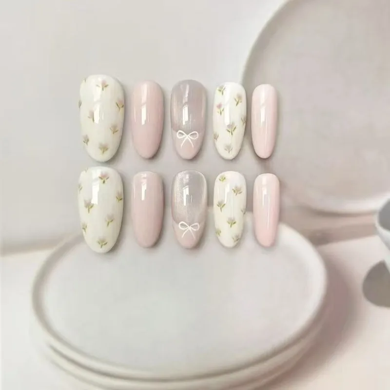 30Pcs False Nails Medium-Long Oval-Shaped Elegant Artistic and Fresh Style Press-On Nails Perfect As A Gift for Girls and Friend