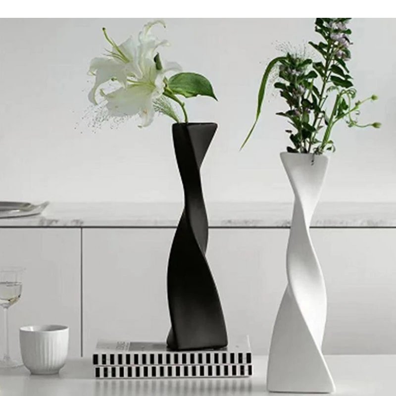 Geometric Twisted Vase Tabletop Ceramic Flower Ware Black White Arrangement Living Room Aesthetic Decor