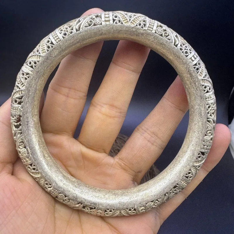Brazalete Antiguo de Plata con Grabado Calado, Pulsera Redonda Étnica Retro para Hombre y Mujer