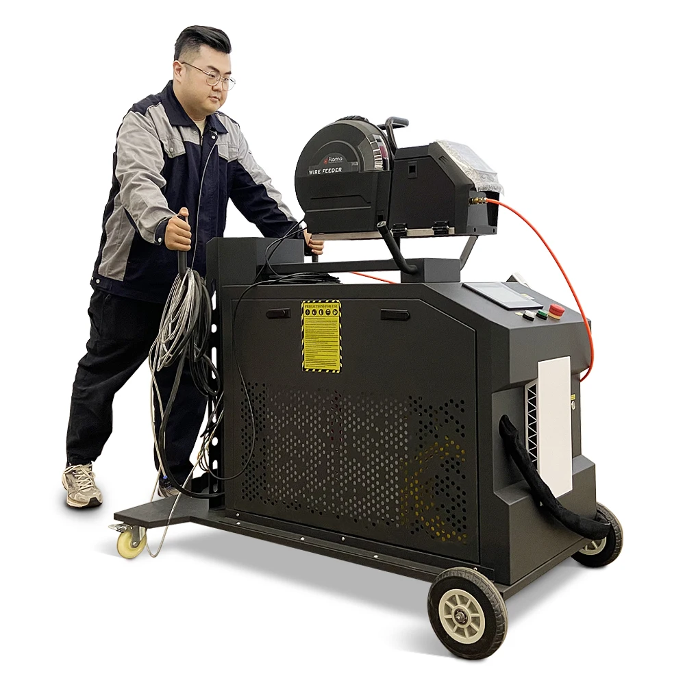 

Охладитель воды с ЧПУ 3 в 1 4 в 1 Волоконный лазерный сварочный аппарат Лазерный сварочный аппарат для очистки резки металла 1500 Вт 2000 Вт 3000 Вт