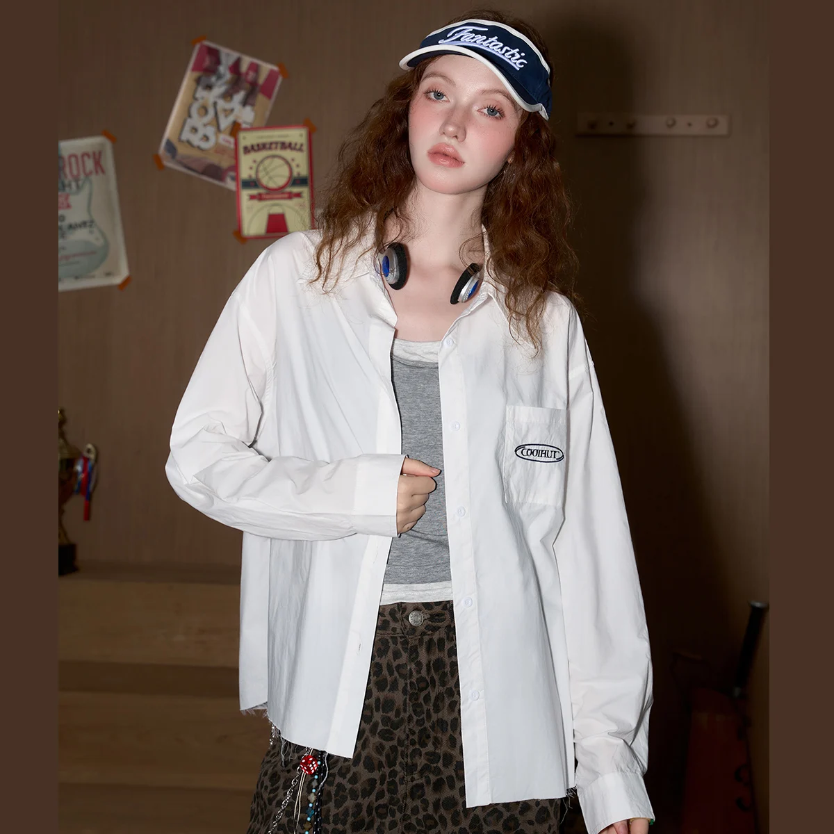 2025 Autunno Donna 100% cotone Camicia oversize con orlo a fessura Camicetta rilassata Boyfriend Fit Traspirante Manica lunga Bianco Casual Top