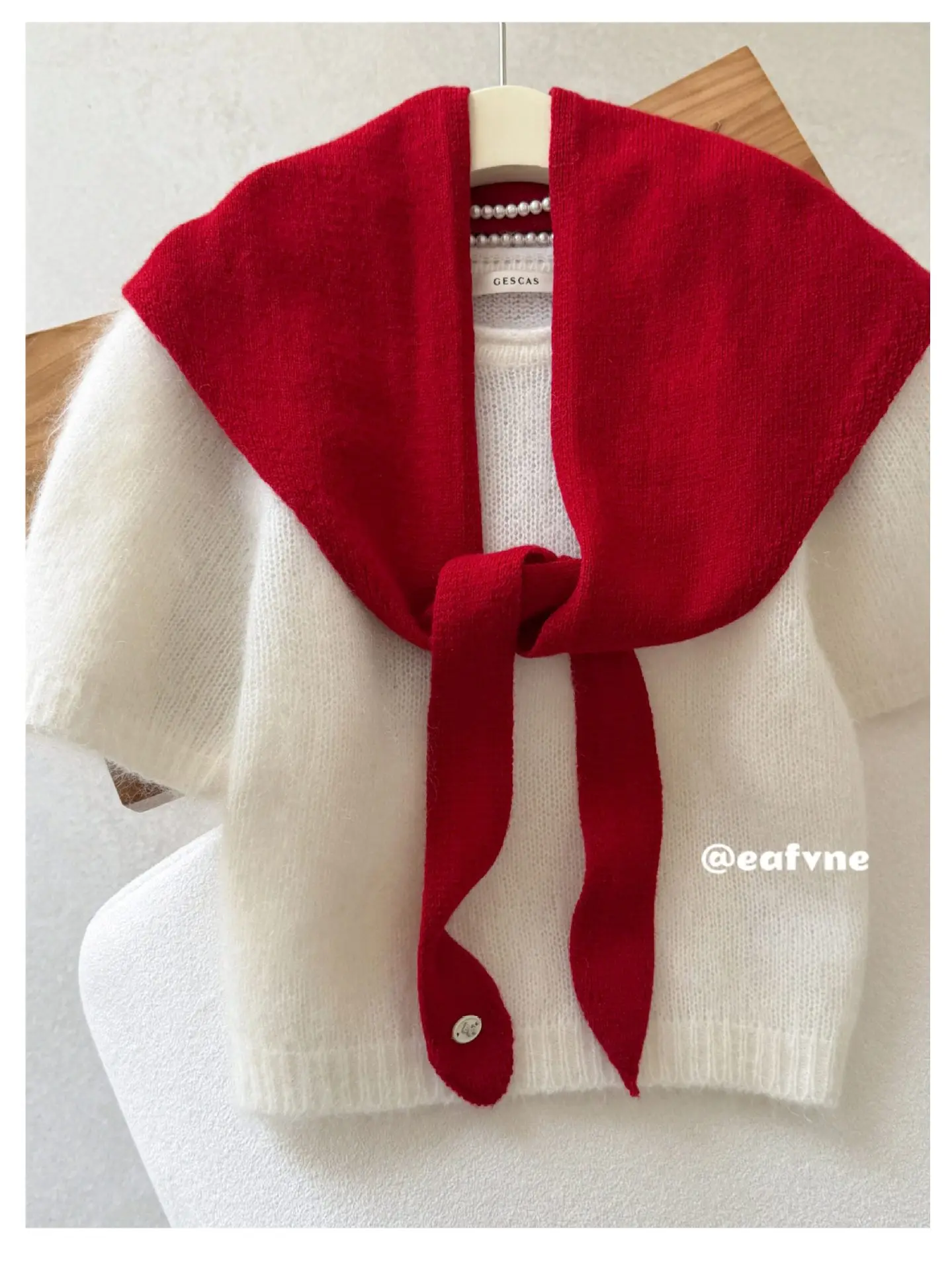 

Британский корейский стиль: Нишевый вязаный треугольный шарф из 100% шерсти для женщин, многофункциональный теплый вязаный платок-шарф