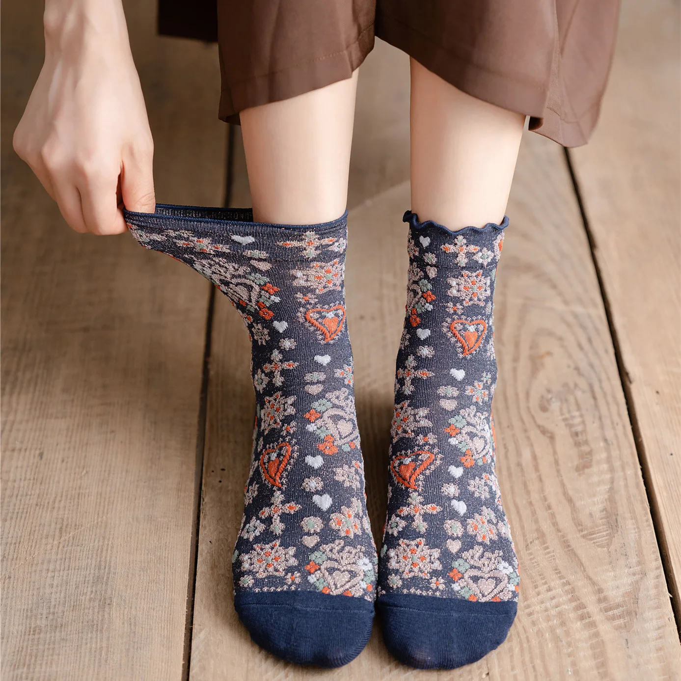 Harajuku Retro Women Socks Japanese Style Kawaii Cute Ruffle Socks Women Ethnic Style Embroidery Vintage Fashion Long Socks Sox