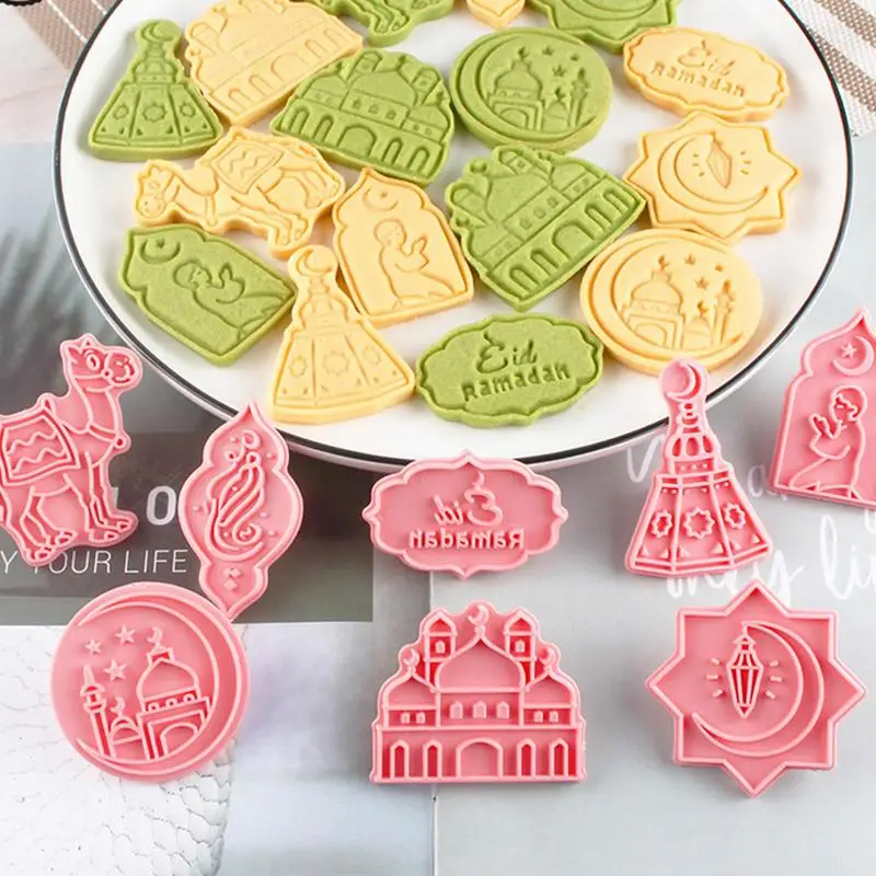 8Pcs Eid Mubarak Cookie Cutters Mold Biscuit Stamp Mould Ramadan Kareem Decoration Islamic Muslim Party DIY Cake Baking Tools