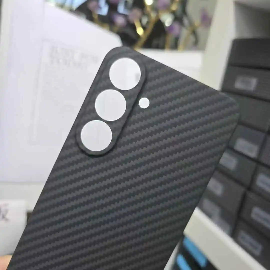 Carbon Fiber Case for Samsung Galaxy S25 Ultra Protective Case Aramid Fiber Cover for Galaxy S25 /S25plus Phone Accessor