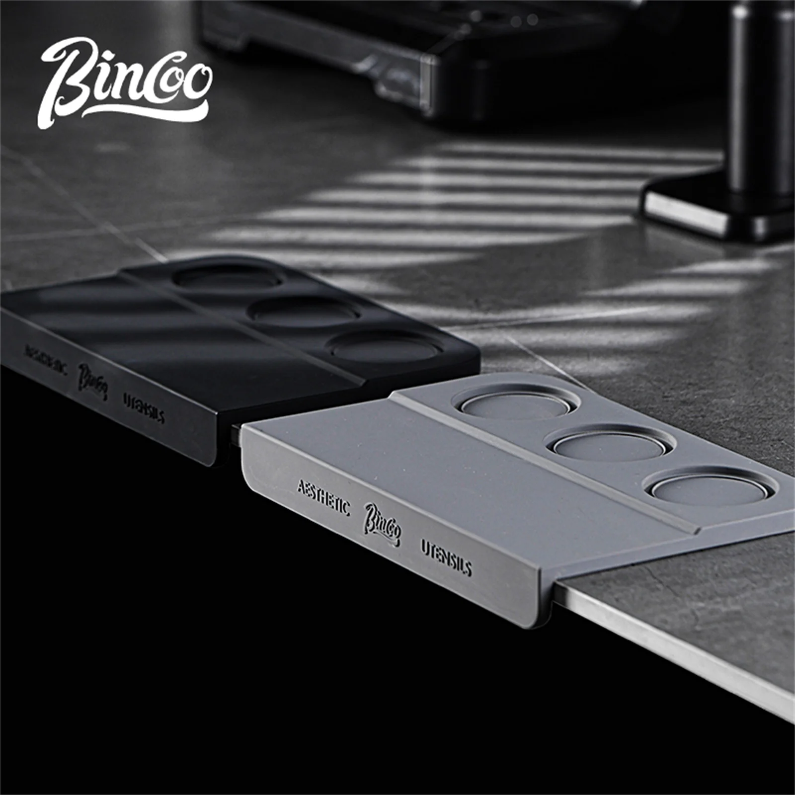 

Коврик для тампера для кофе Bincoo, профессиональный барный коврик для распределителя и хранения тамперов с угловой нескользящей конструкцией, удерживает портафильтр