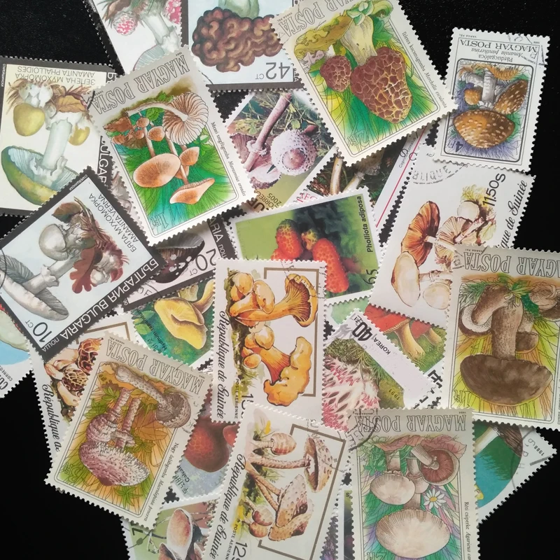 100 PCS/lot Mushroom Theme Postage Post Stamps With Post Mark Off Paper For Collection