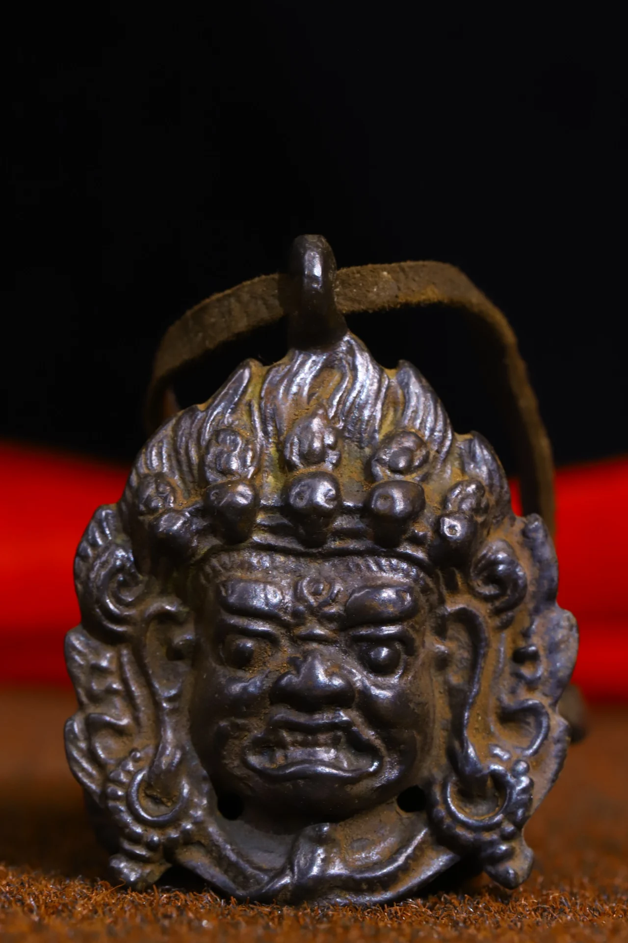 

2"Tibetan Temple Collection Old Bronze Cinnabar Mahakala Buddha Head Skull Pendant Amulet Town house Exorcism