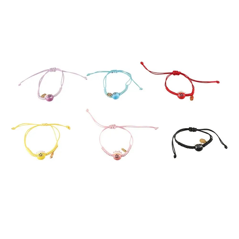 السيراميك القط قلادة Maneki Neko سوار اليدوية اليد حبل أحمر حبل مضفر النمط الصيني مجوهرات اكسسوارات النساء اليد الدائري