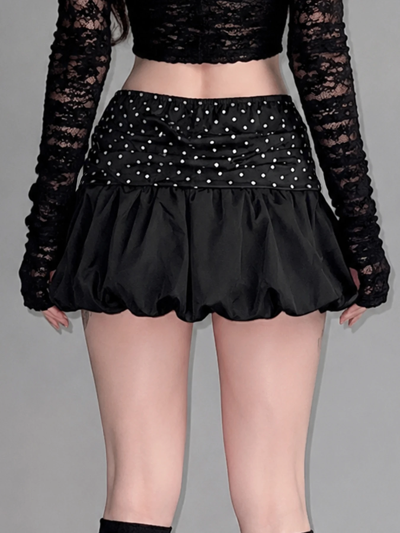 Korean Fashion Women Polka Dot Bubble Skirt Ruched Front Elastic Waistband Ruffled Puff Hem Cute A-Line Street Mini Short Skirts