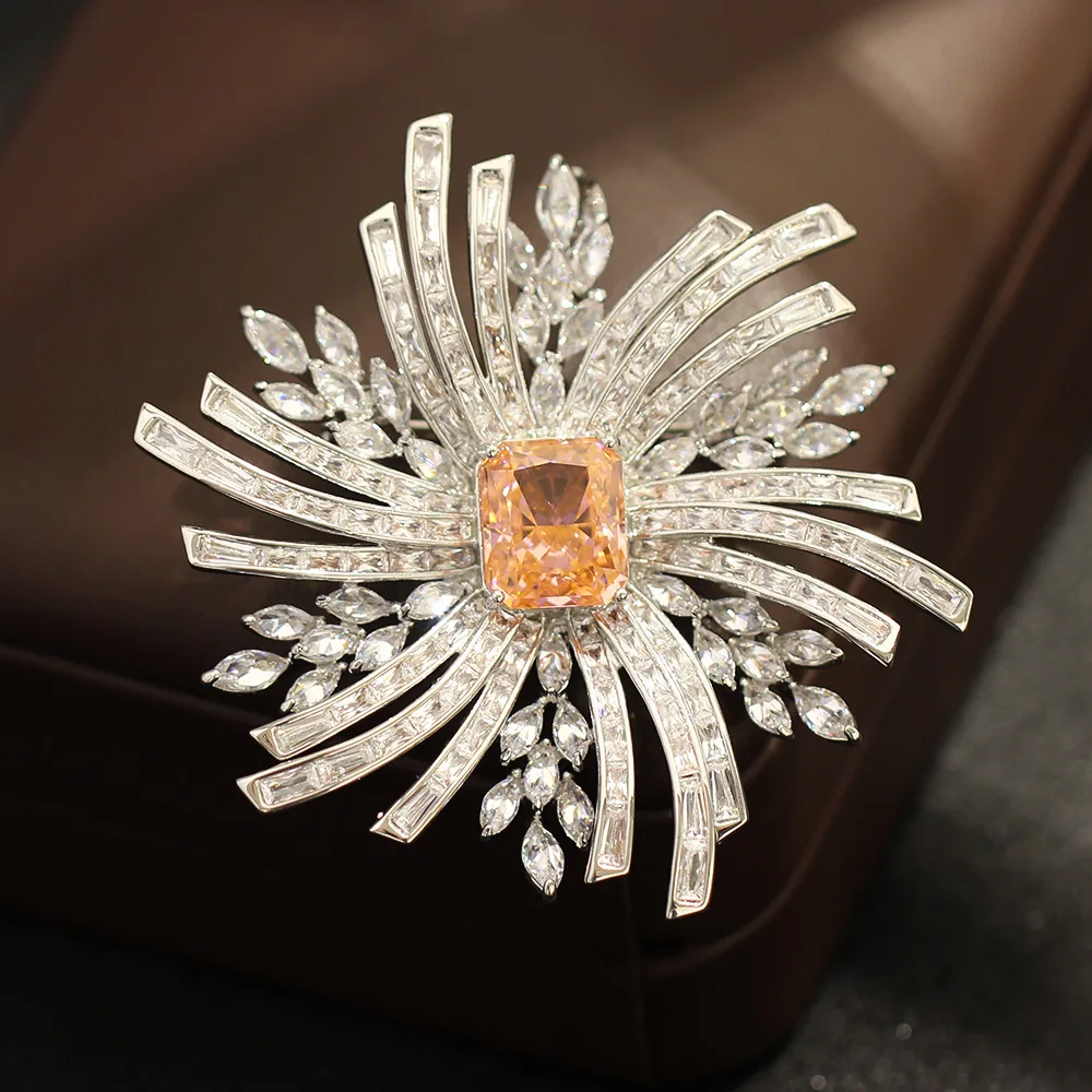 

European Style High-end Dazzling Zircon Flower Brooch Light Luxury Niche Pink Diamond Acccessory Women's Coat Suit Pin Gift