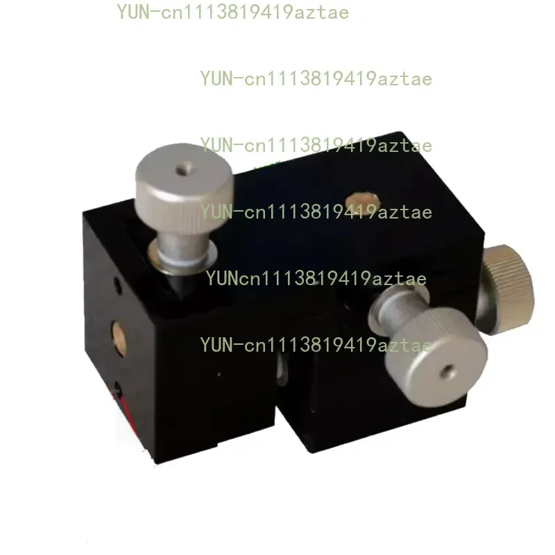 Optical probe positioner with dovetail base (XYZ adjustment, 13mm stroke) - Precision 3-axis manual micro-translation stage