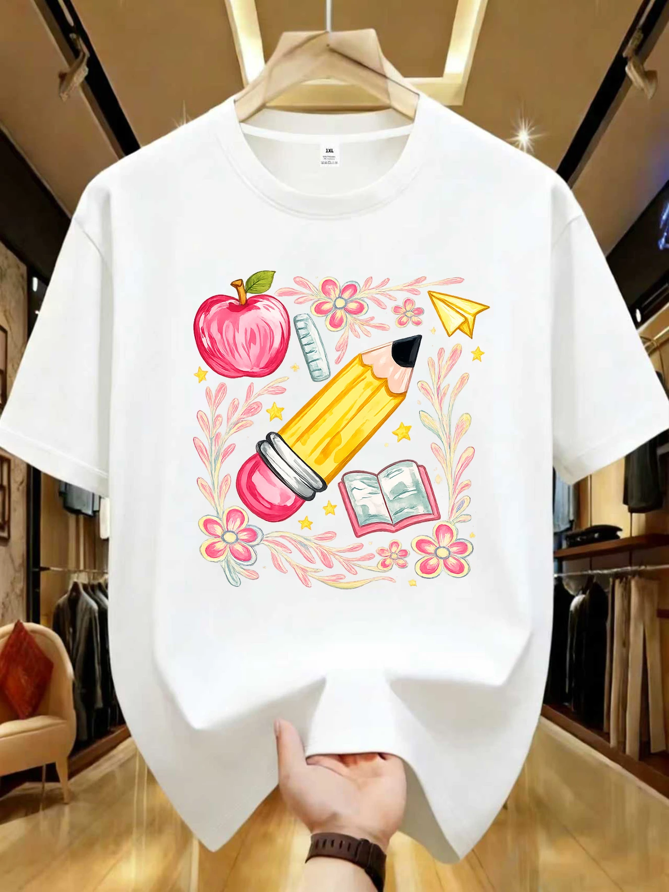 

【WZM1041104】Creative pencil print plus size women's round neck summer casual short sleeved street fashion versatile T-shirt