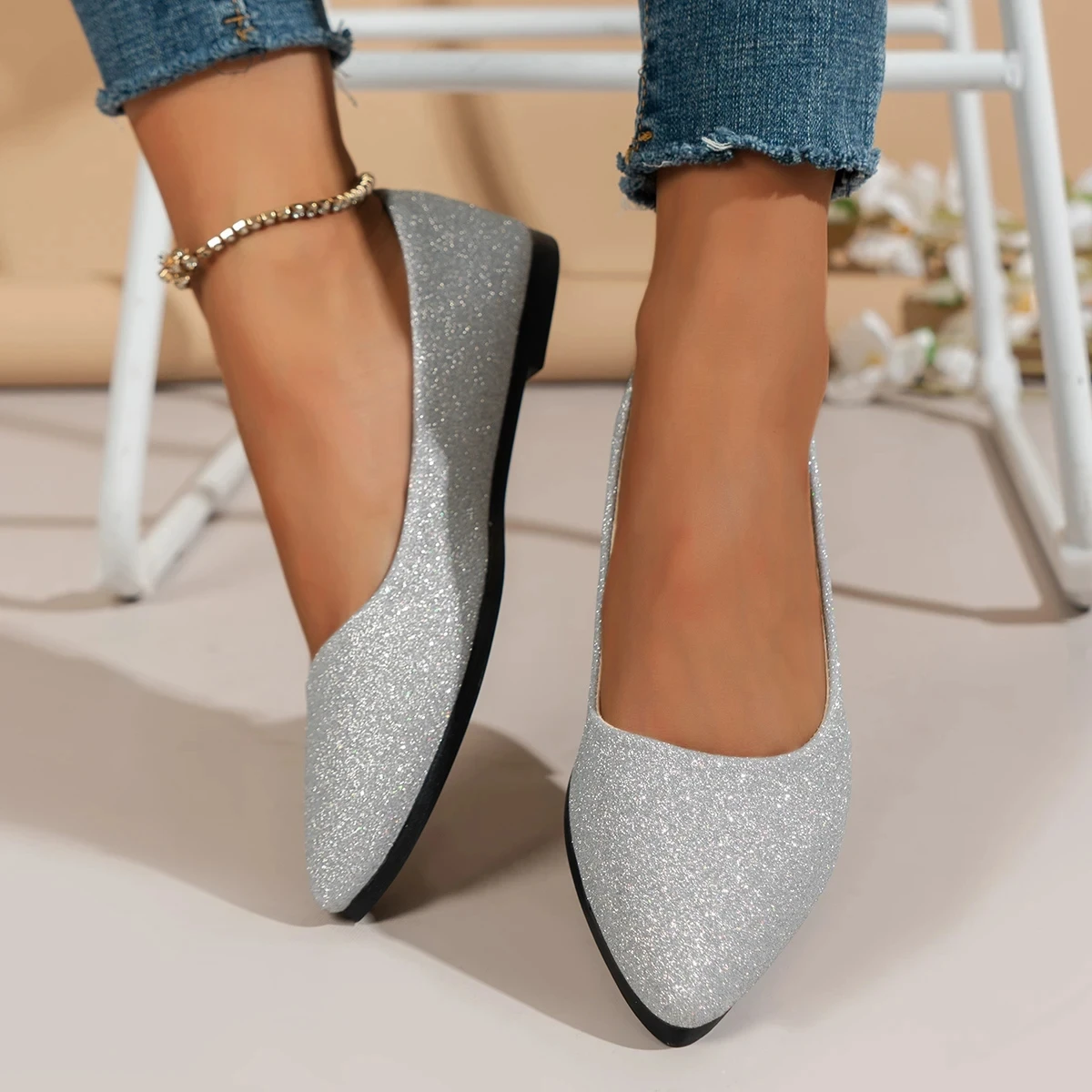 

New Arrival 2024 Women Pointed Toe Beautiful and Fashion Summer Shoes Flat Ballerina Comfortable Casual Women Shoes