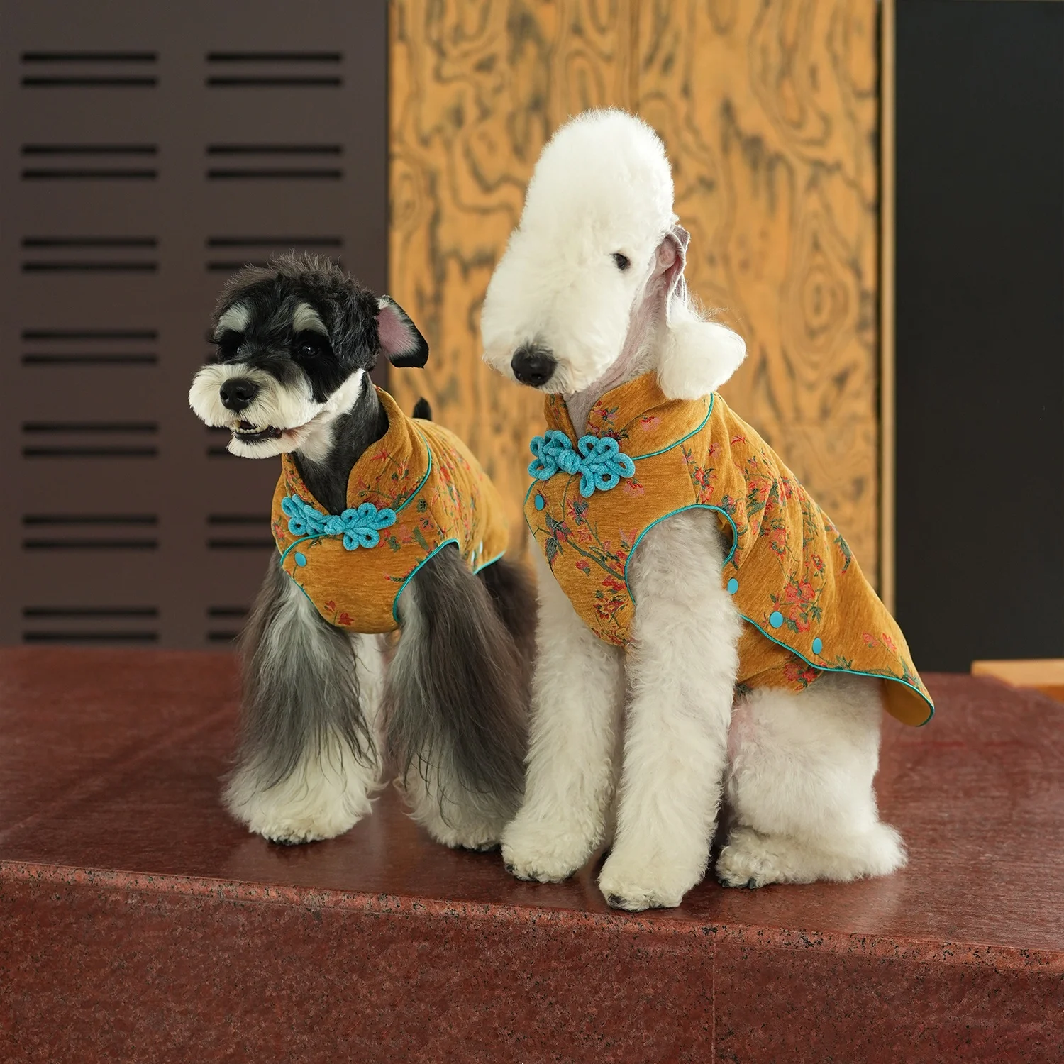 

Новогодняя тонкая хлопковая куртка для собаки Bedlington, желтое пальто с вышивкой пони, зимний флисовый жилет с пряжкой для итальянского борзая