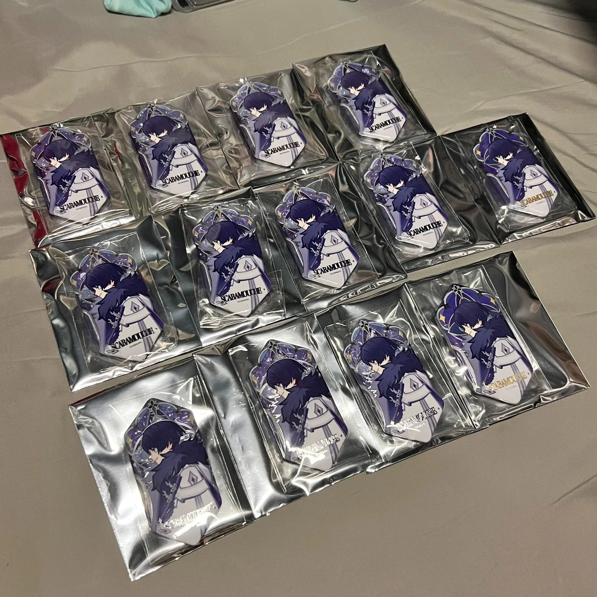 

Новое поступление 2025 года, в наличии, значок Genshin Impact Fatui Frost Flame серии Wanderer