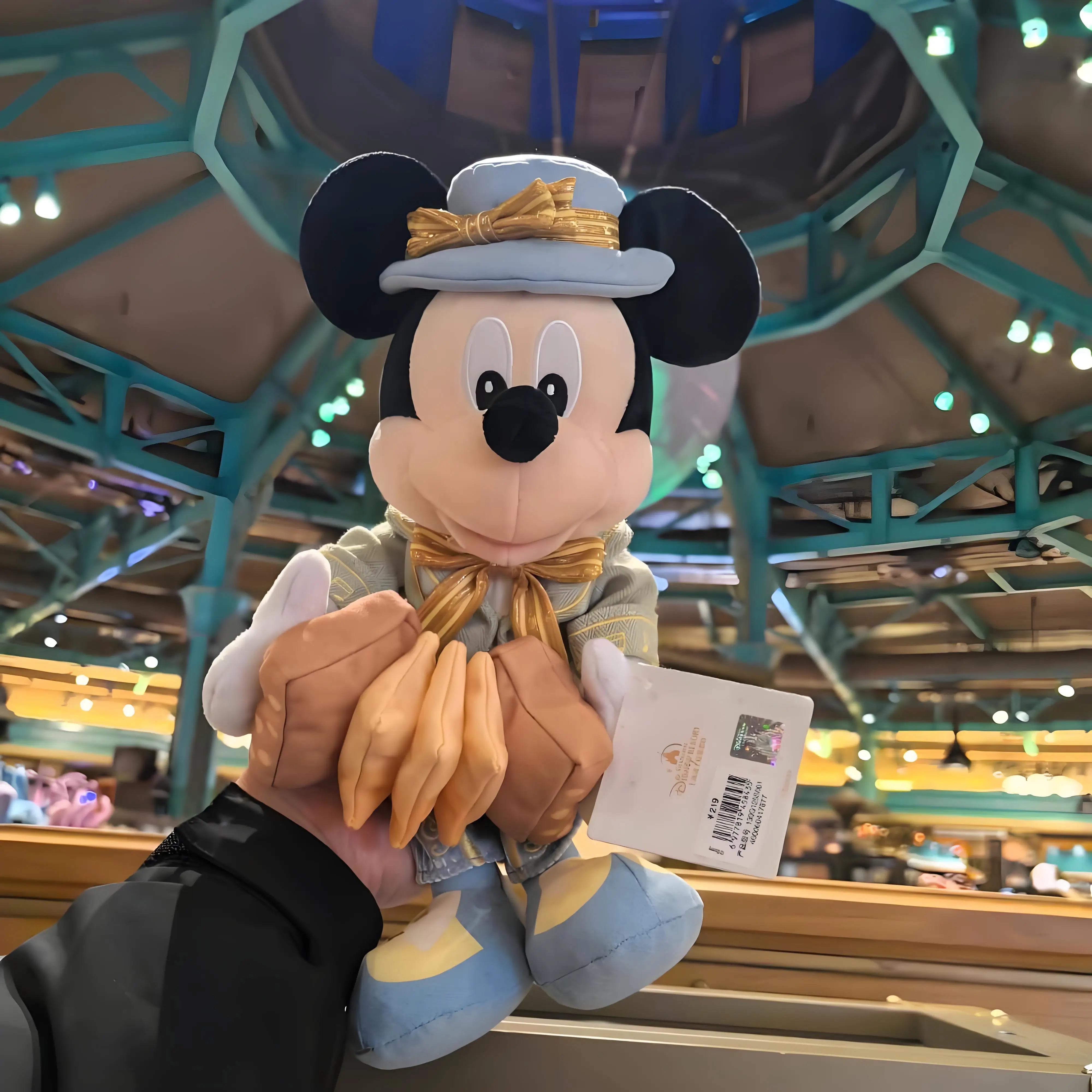 

Shanghai Disneyland 2024 Winter Christmas Mickey & Minnie Duck Plush Toys, Children's Gift & Souvenir