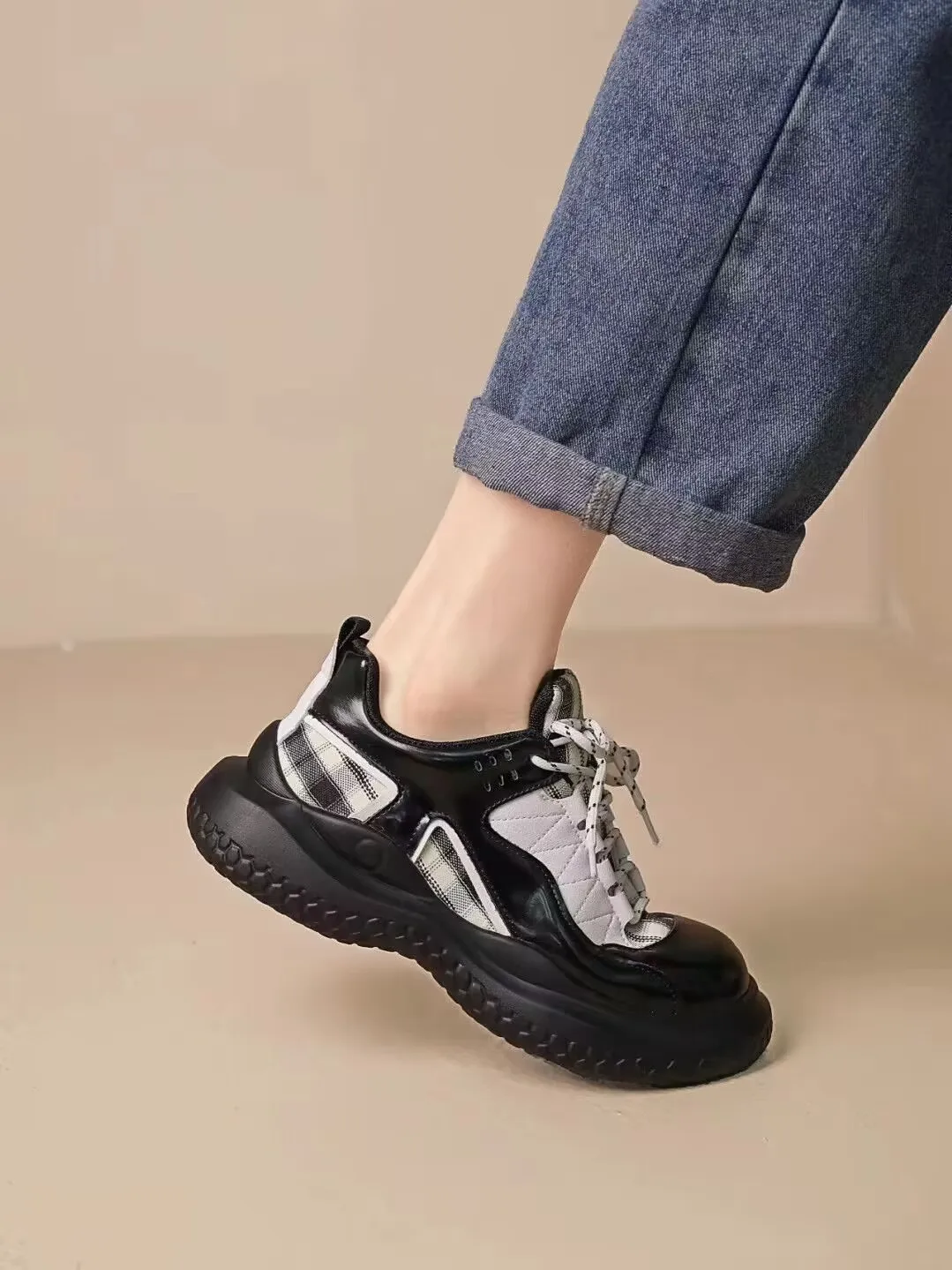 

Cross Straps Rubber Winter Sneakers Women 2023 Hot Sale Ladies Shoes Solid Lace-up Women Sneakers Zapatos Zapatillas De Deporte