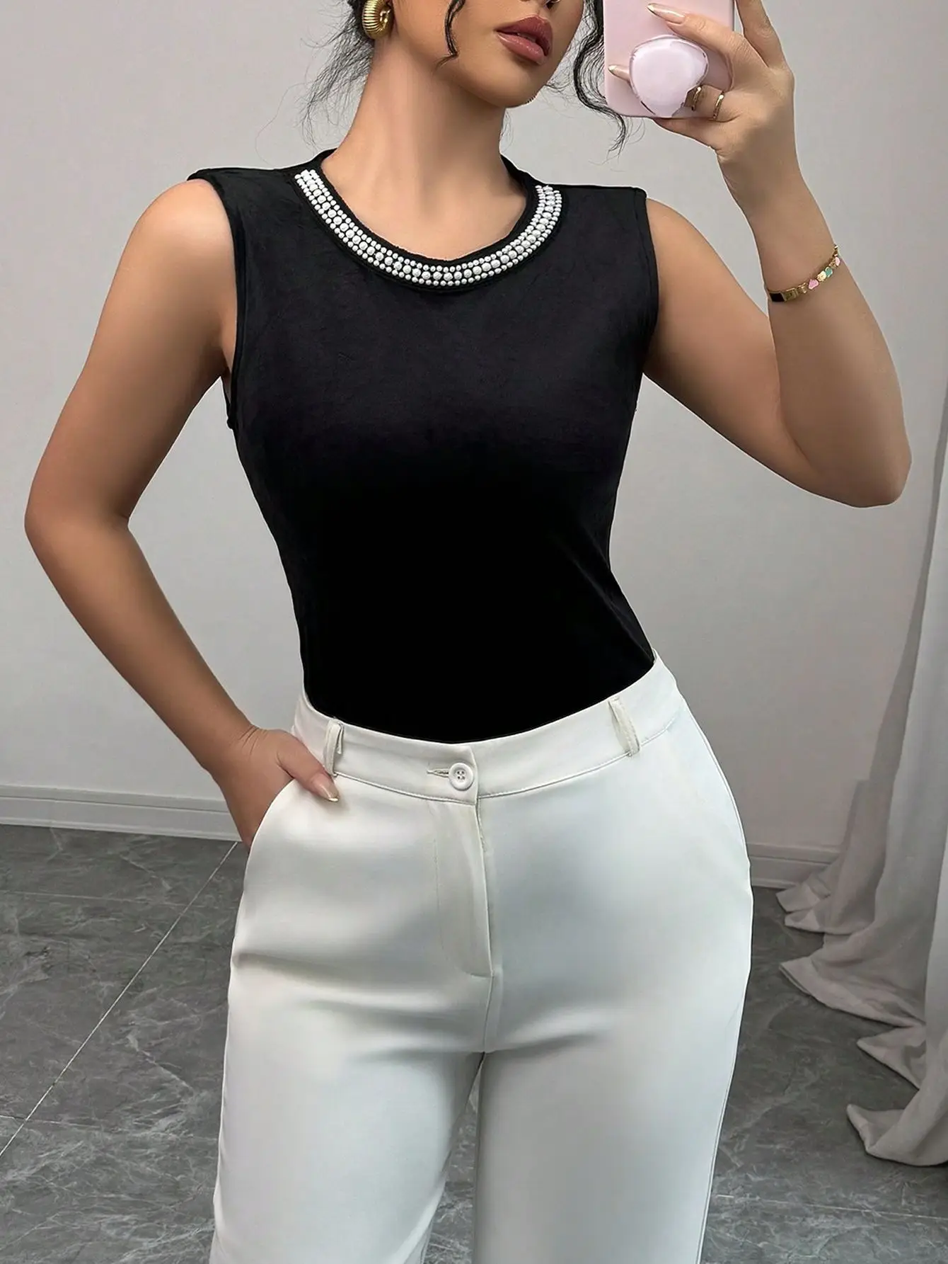 

Summer Womens Tank Top Round Neck Sleeveless Knit Tshirt Slim Fit Simple Comfortable Breathable Fashion