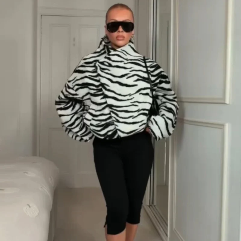 Statement Zebra Stripe Cropped Jacket Loose Designers Retro Soft Trendy Female Coats Casual Chic Fall Street Outerwear