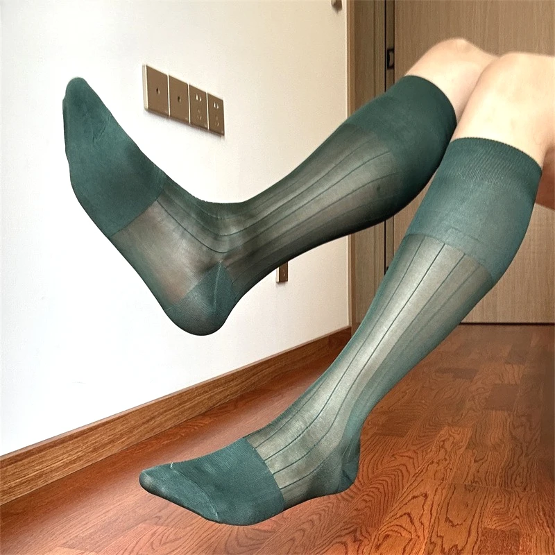 メンズニーハイホワイトソックス、メンズビジネスフォーマルセクシーナイロンストッキング、ストライプ、無地、グリーン、パープル、ローズレッド、メンズロングソックス