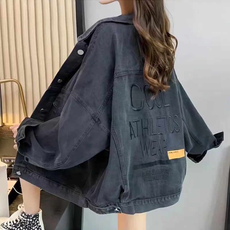 Jaket Denim hitam longgar kasual 2024 jaket Jeans kebesaran pacar wanita jaket jins bordir huruf pakaian jalan pakaian luar wanita