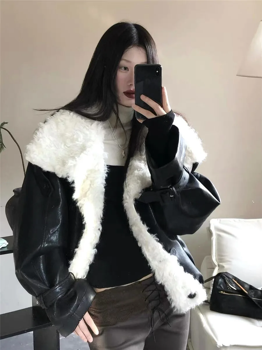 

Women's Fce Lined Thiened Leather Jaet Coat American Retro Lamb Fur Collar Eco Friendly Fur Top Winter Faion Outerwear