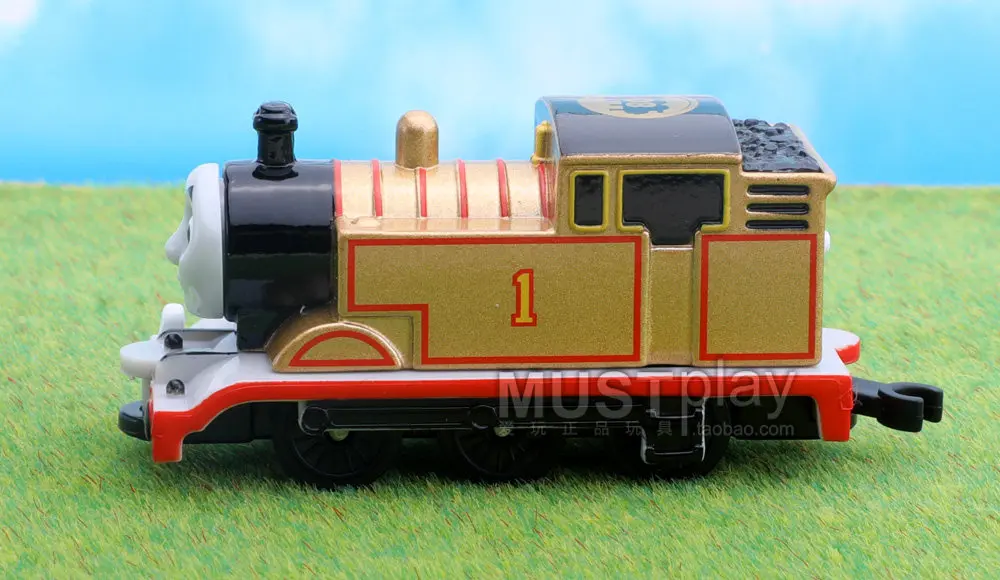 In Stock Original TAKARA TOMY Thomas & Friends 80th Anniversary Golden Thomas Set, Diecast Train With Figure & Base, Limited Col