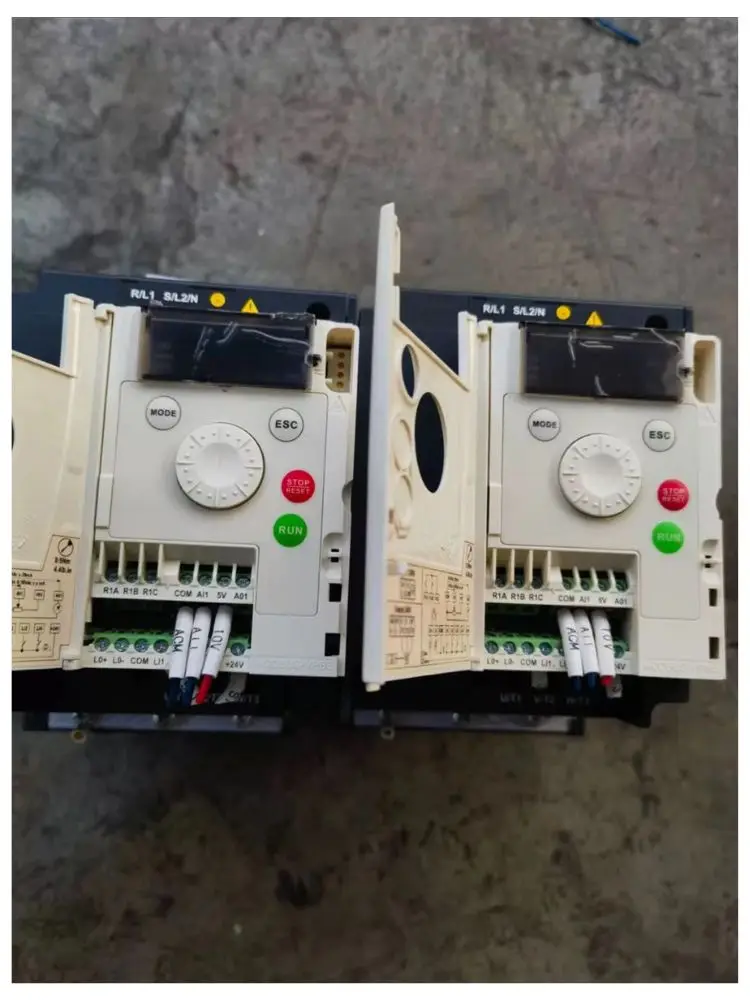 б/у инвертор ATV12HU15M2 Тест прошел быструю доставку