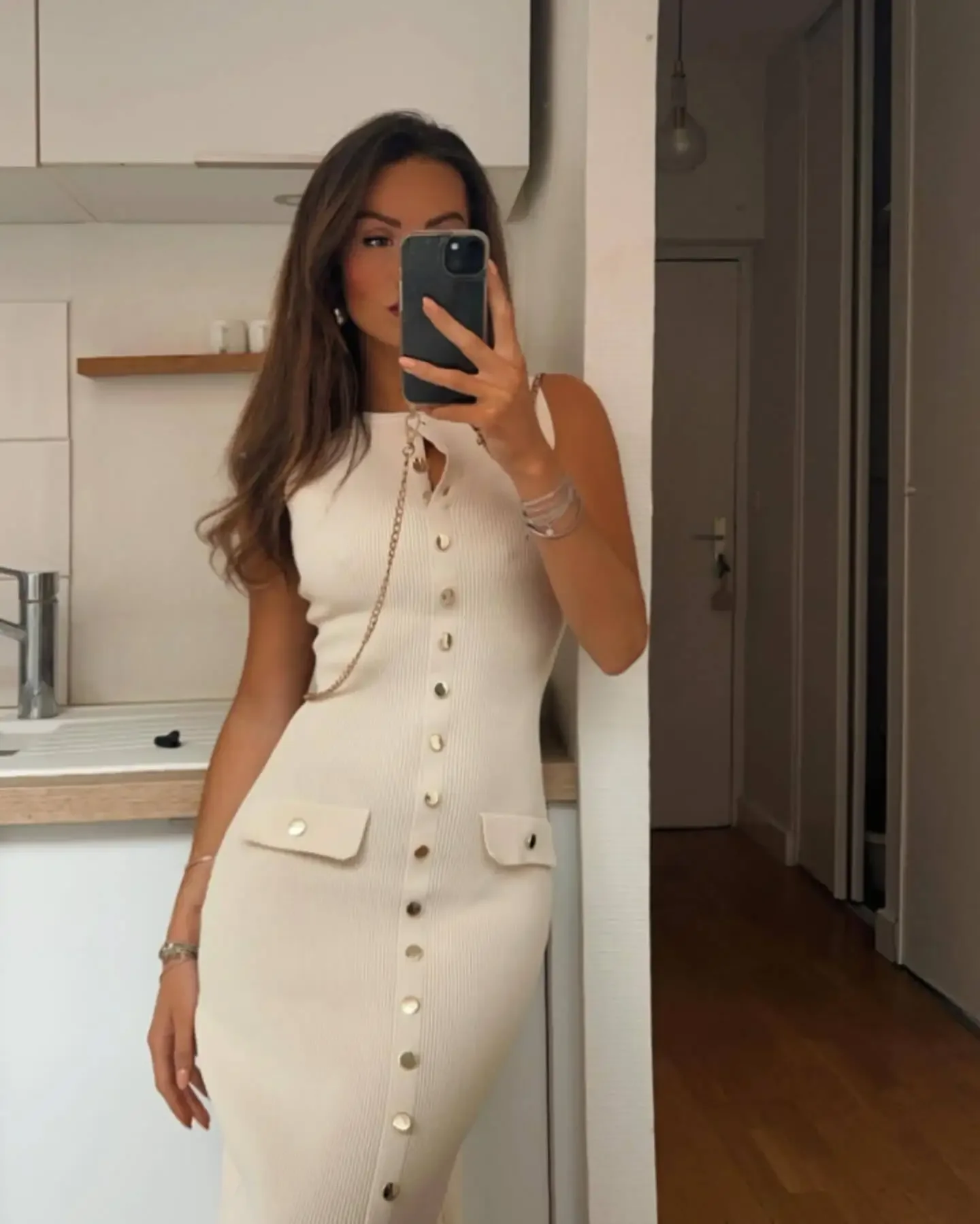 Dzianinowe sukienki midi zapinane na guziki, z wysoką talią, modne damskie sukienki bez rękawów z dekoltem O, codzienna odzież dzianinowa dla puszystych pań, sukienka na lato 2025