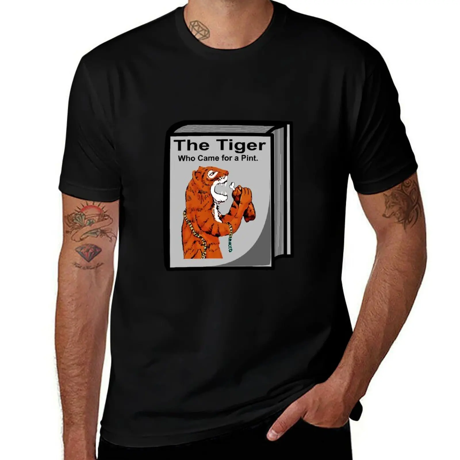 The Tiger Who Came for a Pint, Book Version. T-Shirt Graphic Print Short Sleeve T-Shirt