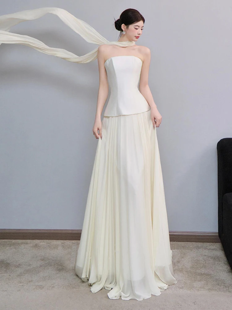 

Ele Satin Wedding Dr Simple Bridal Gown with Strapl Neline for Engagement And Wedding Reception