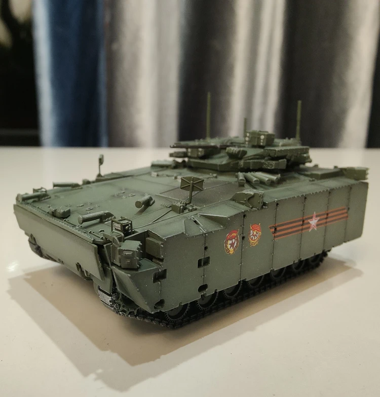 1: 72 12205pa Russian kurganets-25 IFV  armored vehicle model  Military parade coating  Finished product collection model