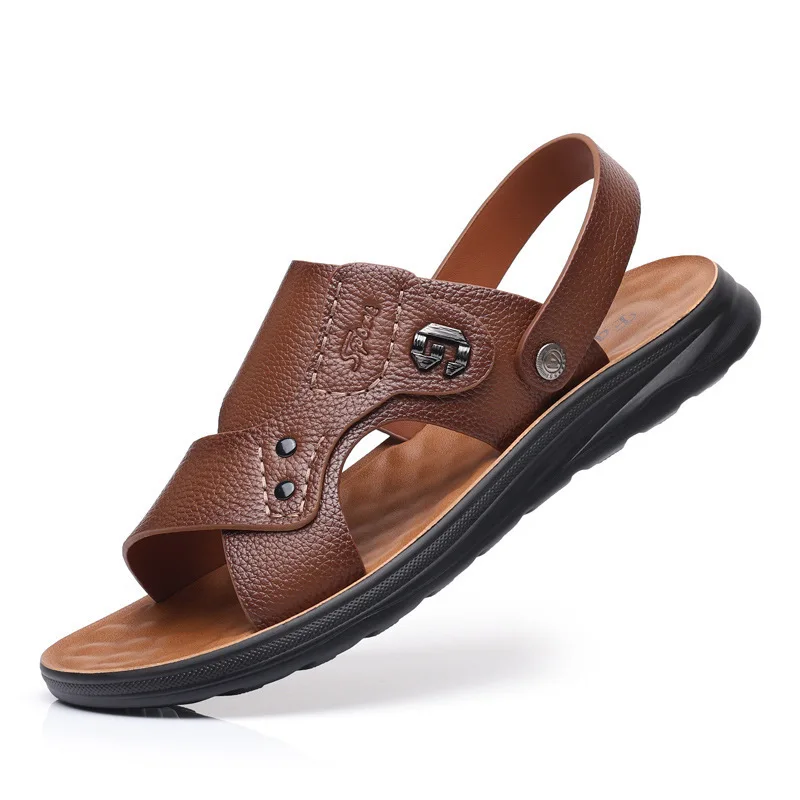 

Summer New Designer Soft Leather Sandals for Men Solid Color Fashion Two Use Slipper Shoes Male Hallow Casual Roman Sandals Man