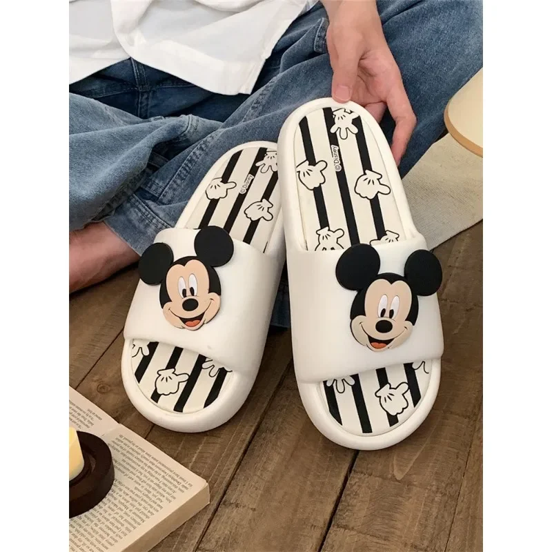 Back to school anime peripheral Mickey and Minnie casual and cute slippers for men and women dormitories as gifts for friends