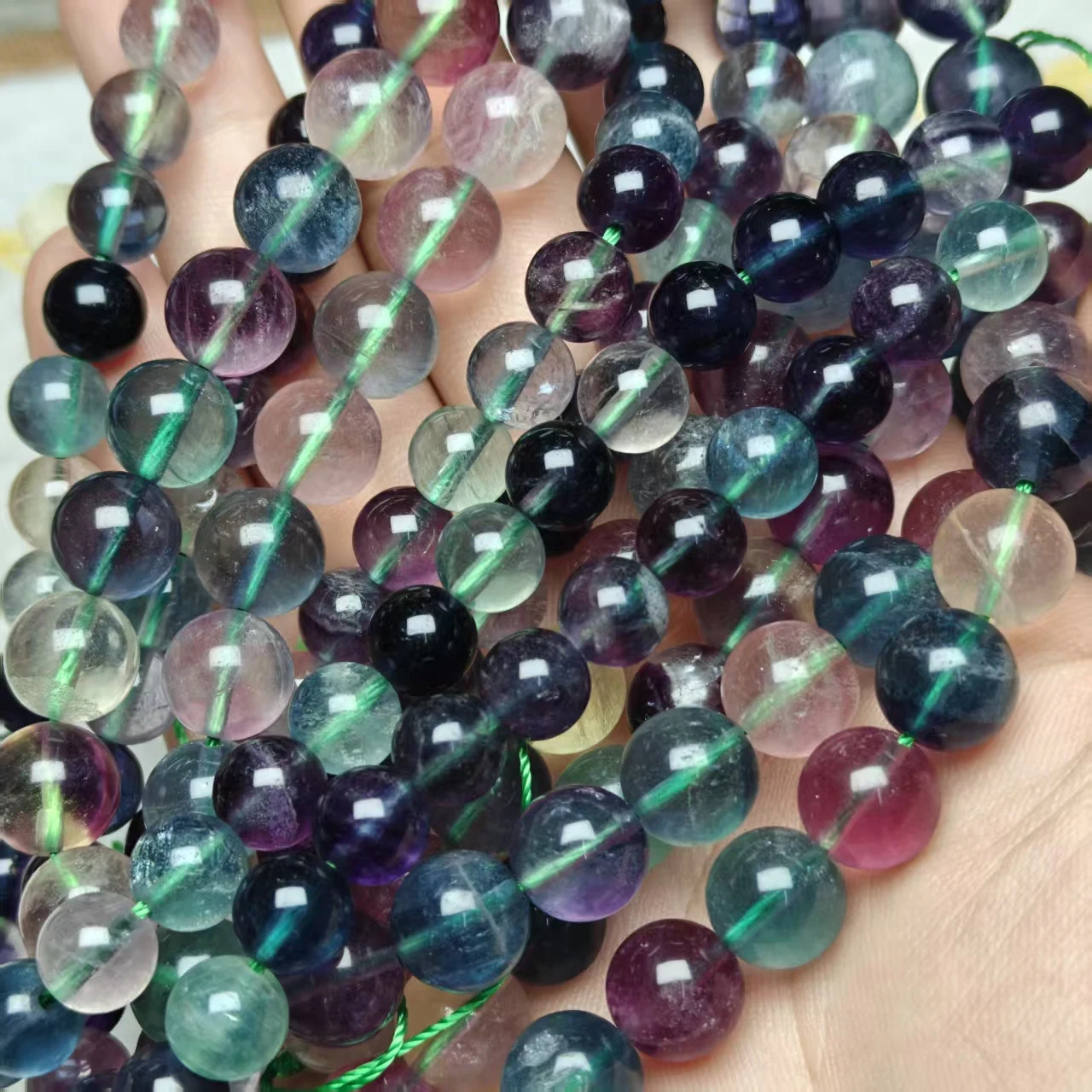 Großhandel Natürliche AA+ Farbige Fluorit Glatte Runde Lose Perlen Zylindrisch Gerades Loch DIY Armband Halskette Zubehör – Detail 4