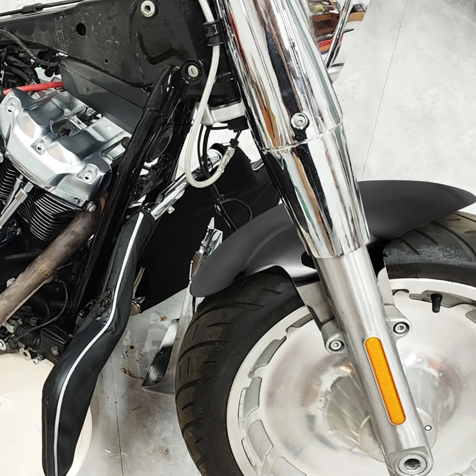 Motocyklowy z połyskiem czarna przedni błotnik osłona błotnika do miękka końcówka Harley M8 Fatboy FLFBS FLFB 2018-23 do 160 R18 koła przedniego — zdjęcie 7