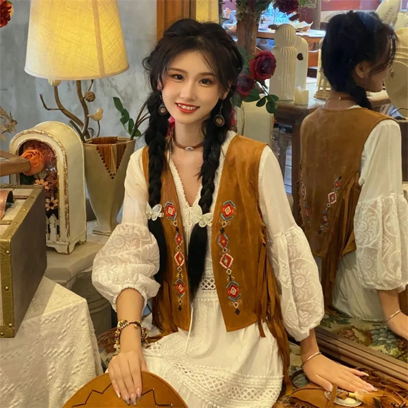 

Vintage Bohemia Suede Embroidered Tassel National Style Vest Western Cowboy Style Delicate Vest Women's Outwear Travel Wear