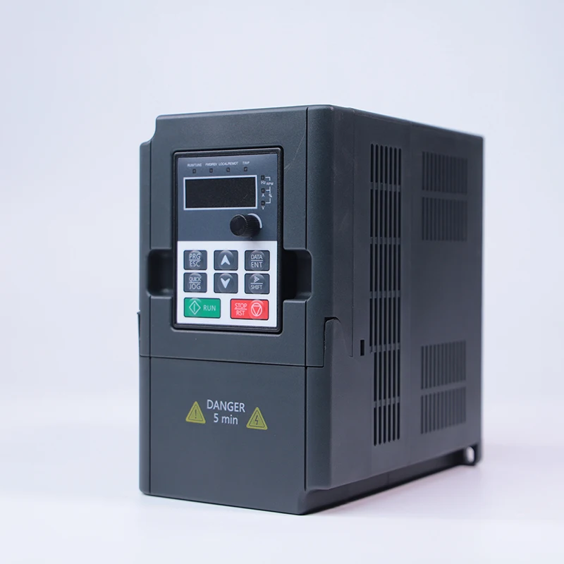 

Industrial Three Phase/Single Phase 220V/380V AC Motor Controller V/F Control VFD Inverter for Pumps Compressors Industrial Use