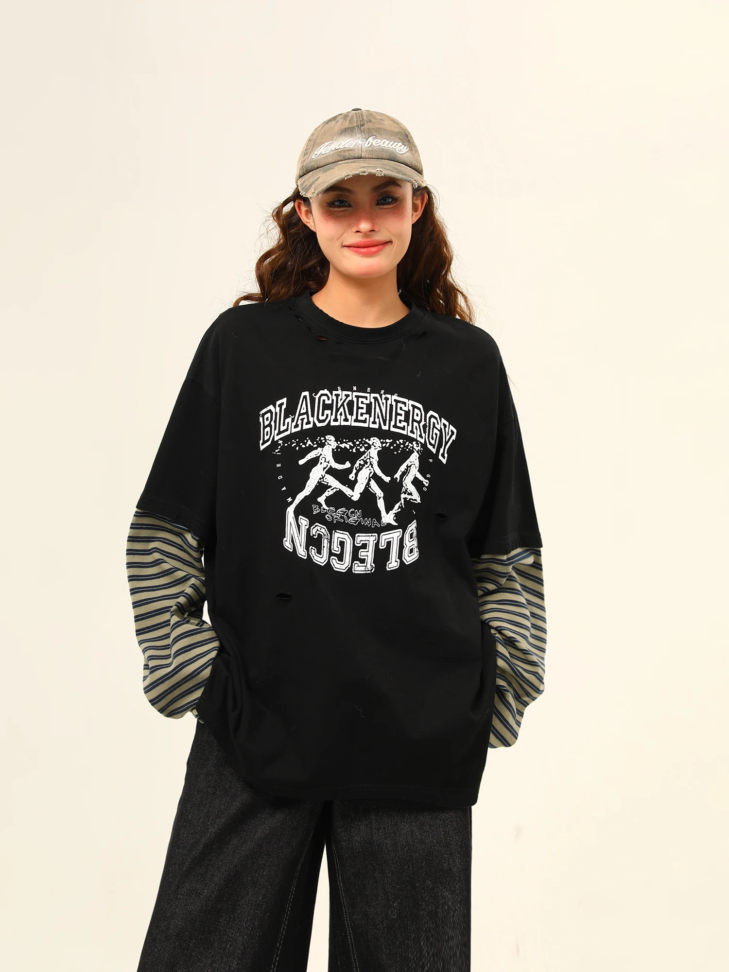 

Свободная длинная футболка в стиле дикого американского ретро с буквенным принтом в стиле пэчворк, повседневная футболка с креативным узором, весенне-осенняя футболка для пар