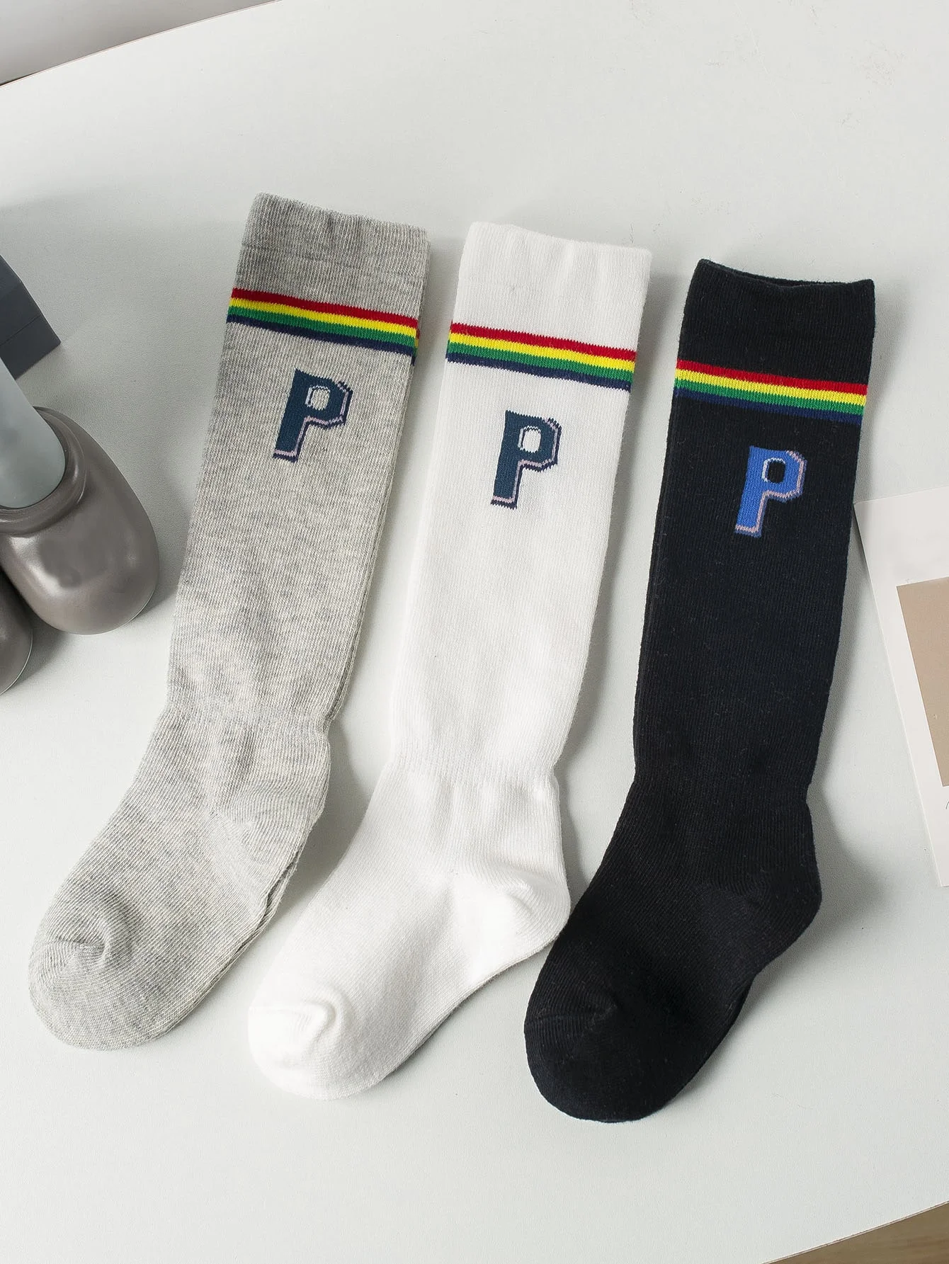 3 Paar knielange Socken für Jungen und Mädchen, schweiß ableitend, bequem und atmungsaktiv.