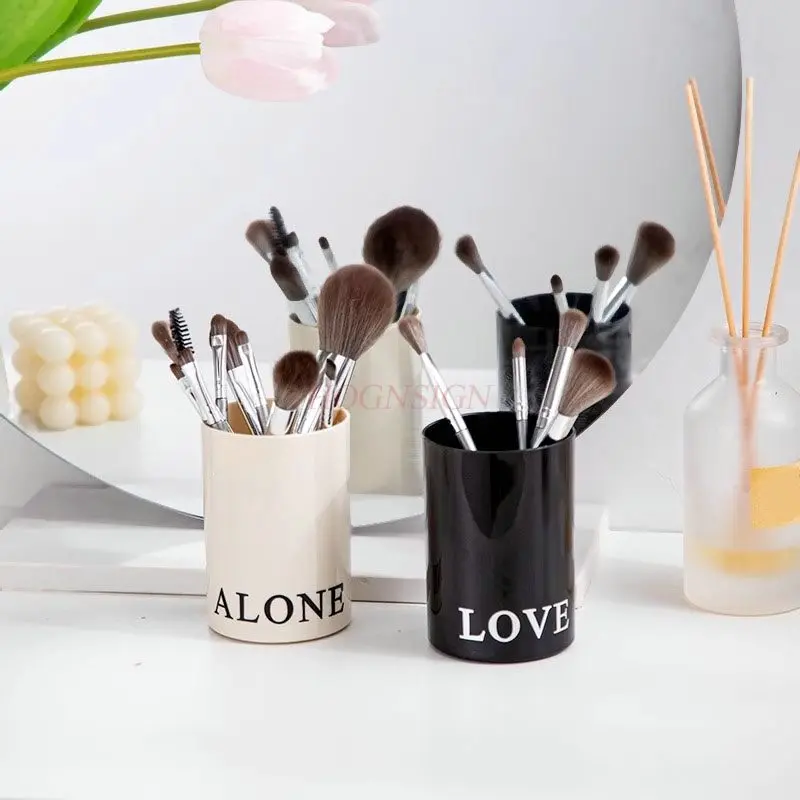 1pcs Light luxury makeup brush storage eyebrow pencil storage tube dressing table desktop lipstick storage box office pen holder